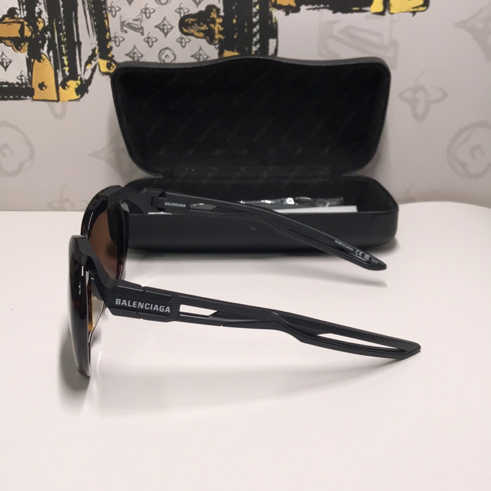 New Authentic Balenciaga Tortoise Shell Sunglasses BB0024SA 001 - Picture 6 of 14